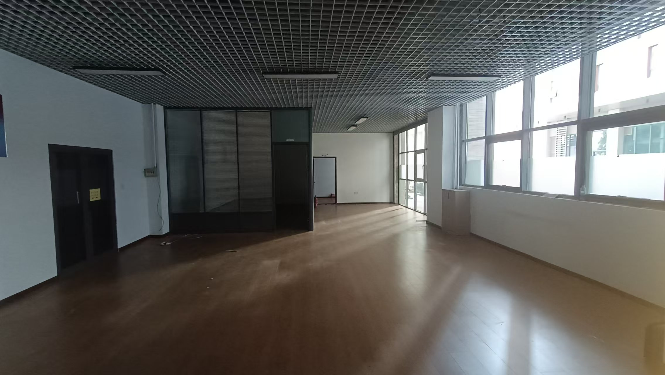 1228㎡大型仓库急租｜双开门｜监控消防齐全｜支持分租