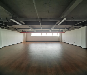 清仓特惠！128㎡迷你仓低价租｜免中介费｜随时看房｜支持短租